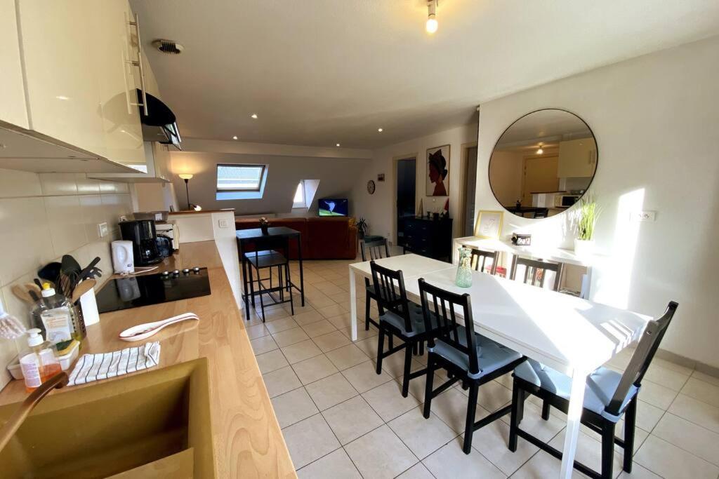 Appartamento 10Min Bus Strasbourg Centre-Parking Prive-Wifi-Tv Bischheim Esterno foto